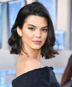 Kendall Jenner - Lob wavy Lob wavy